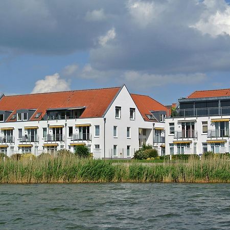 Residenz Am Seeufer Apartment Waren  Exterior photo